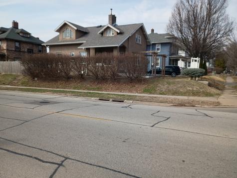 1445 10TH Street Moline IL 61265