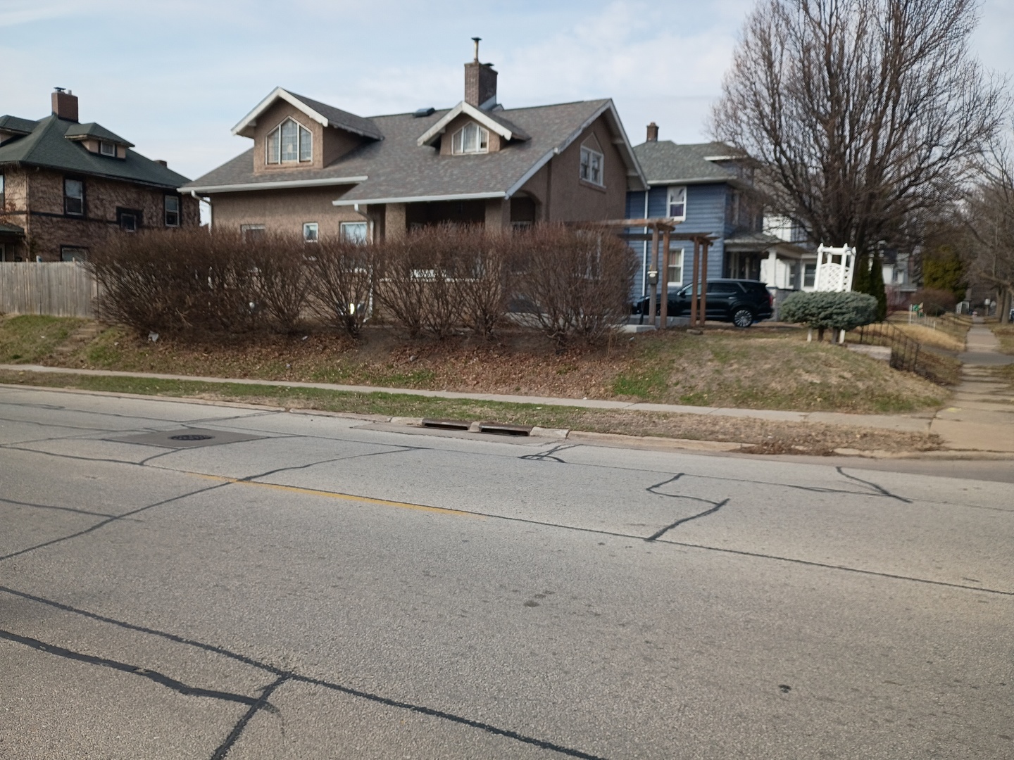 1445 10TH Street Moline IL 61265