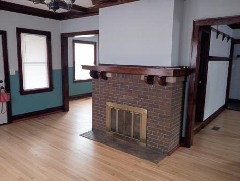 1445 10TH Street Moline IL 61265