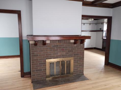 1445 10TH Street Moline IL 61265
