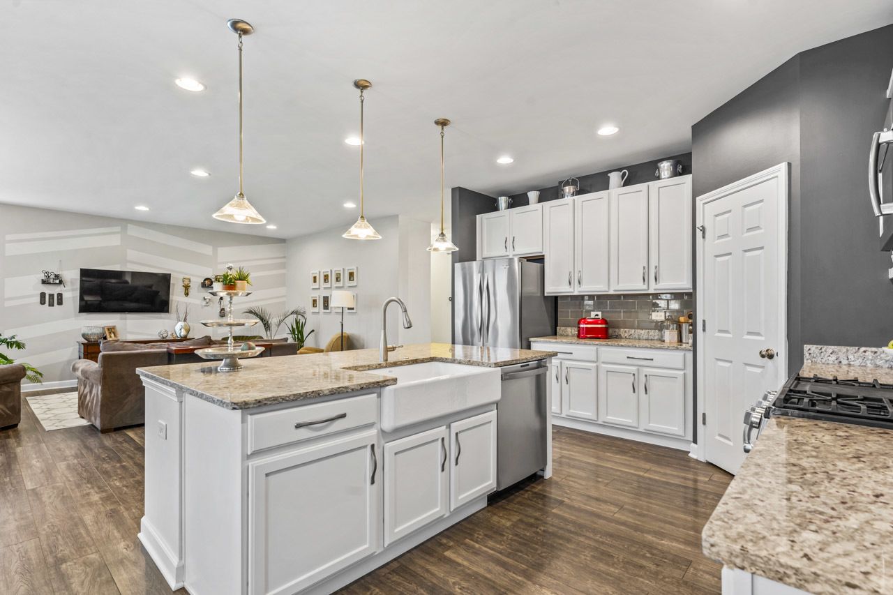 1251 West Thomas Road Wheaton IL 60187