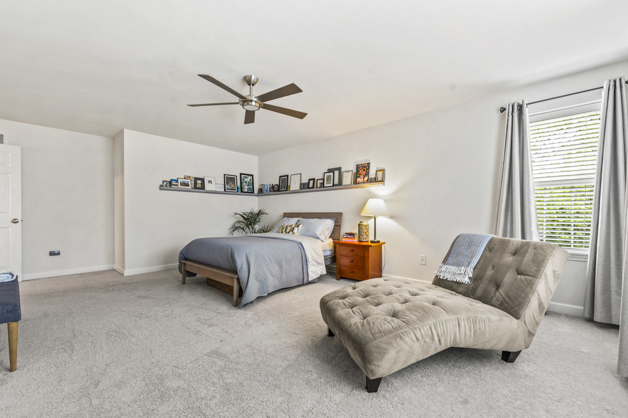 1251 West Thomas Road Wheaton IL 60187