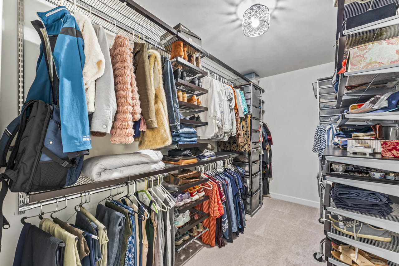 1251 West Thomas Road Wheaton IL 60187