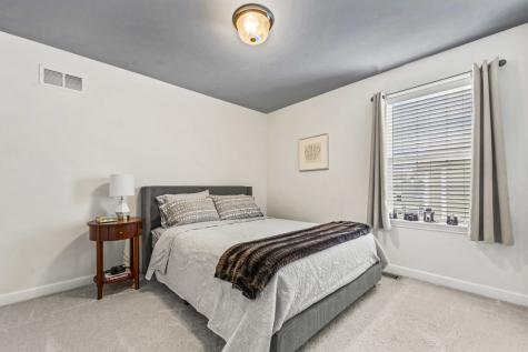 1251 West Thomas Road Wheaton IL 60187