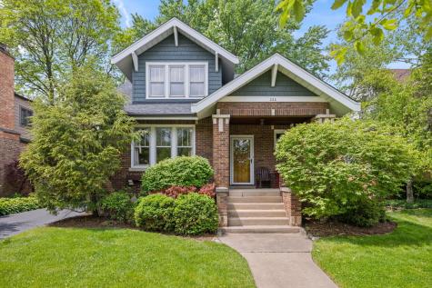 226 South Walnut Avenue Arlington Heights IL 60005