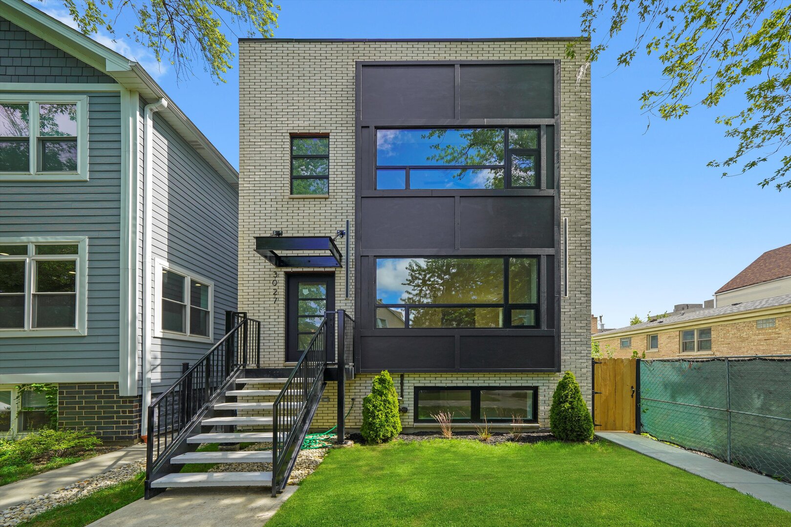 3027 North Elbridge Avenue Chicago IL 60618