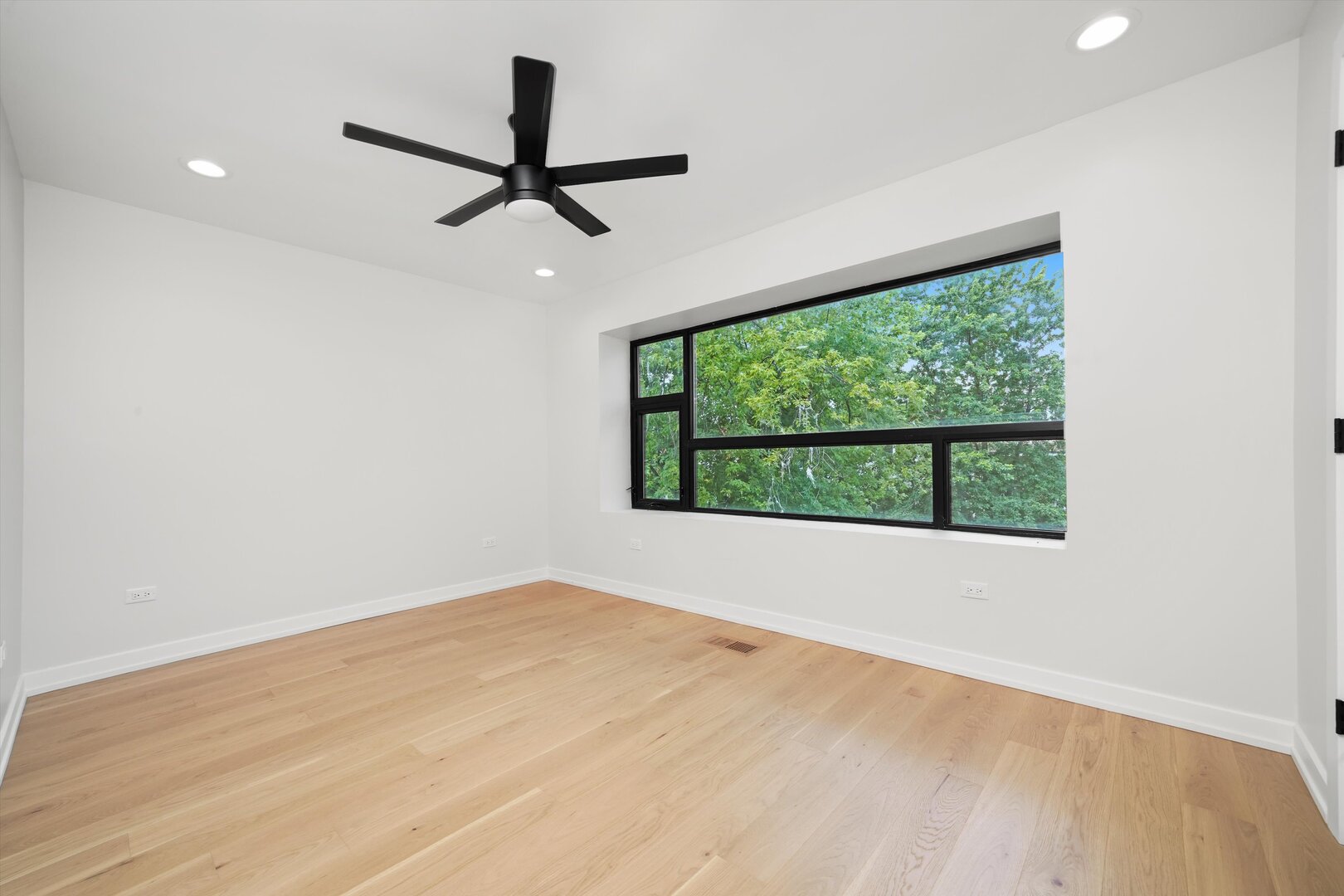3027 North Elbridge Avenue Chicago IL 60618