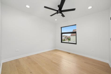 3027 North Elbridge Avenue Chicago IL 60618
