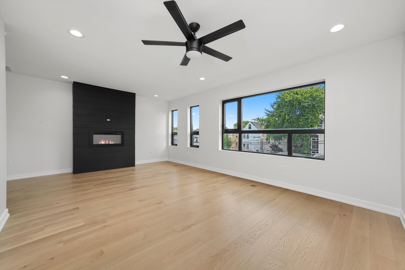 3027 North Elbridge Avenue Chicago IL 60618