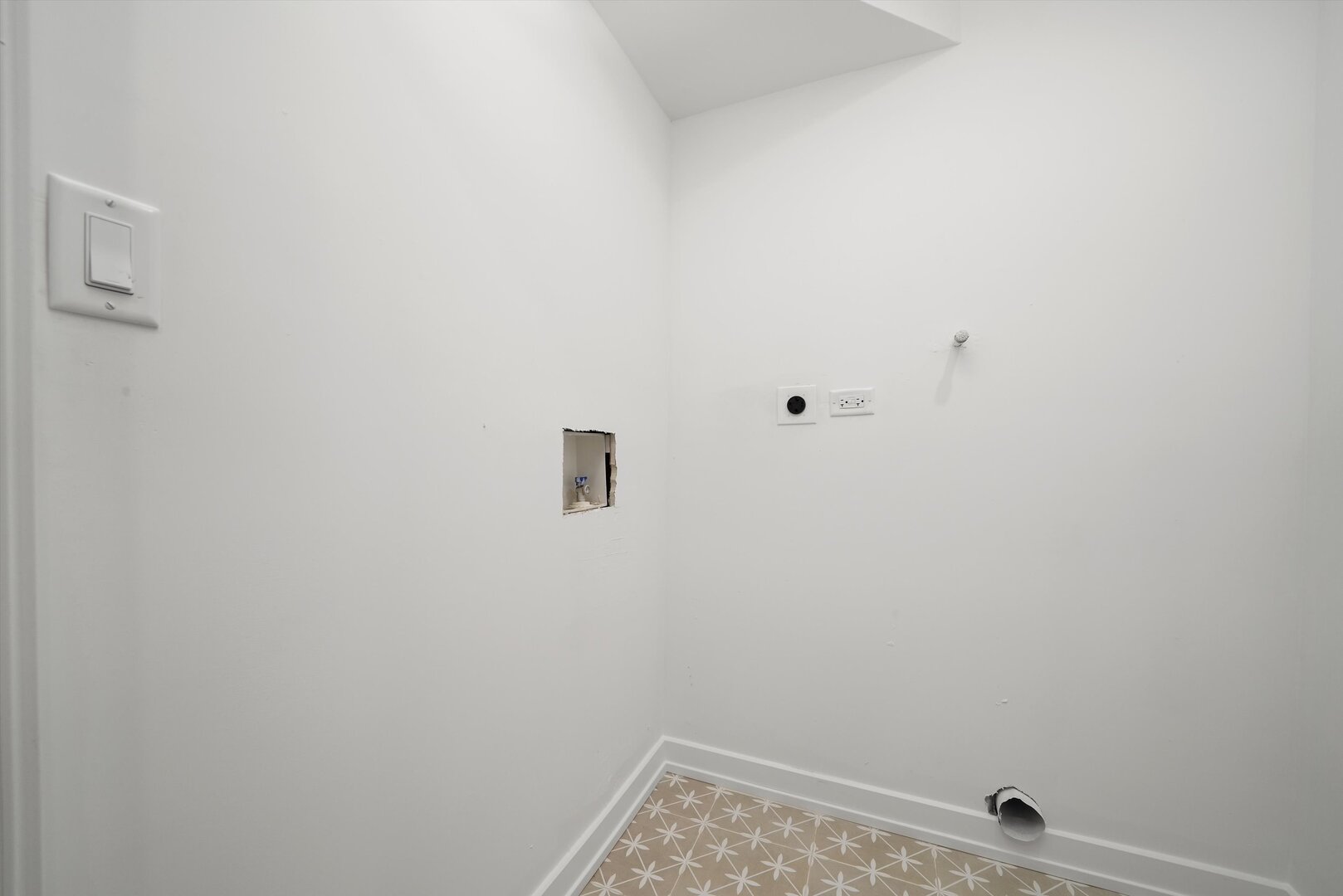 3027 North Elbridge Avenue Chicago IL 60618