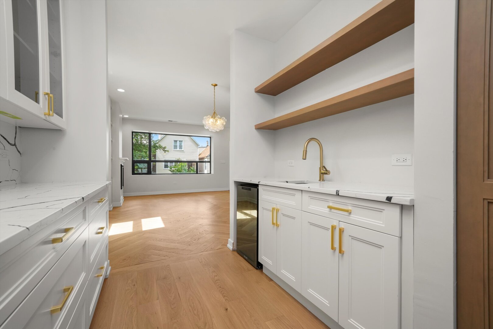 3027 North Elbridge Avenue Chicago IL 60618