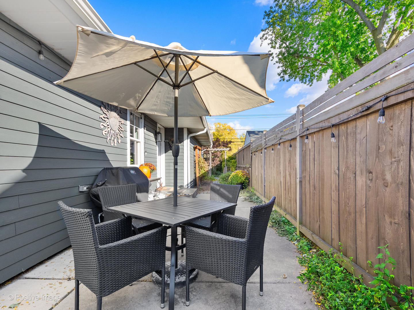 448 West Vallette Street Elmhurst IL 60126