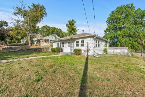 430 Hollister Avenue Rockford IL 61108