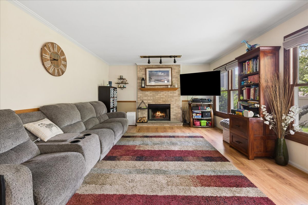 6 Crofton Court Lake In The Hills IL 60156