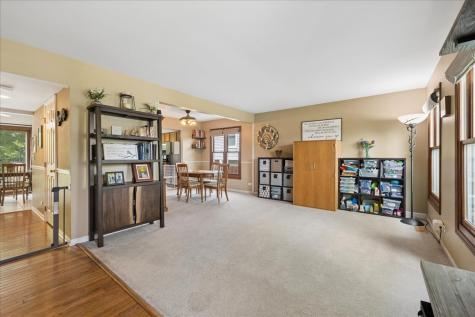 6 Crofton Court Lake In The Hills IL 60156