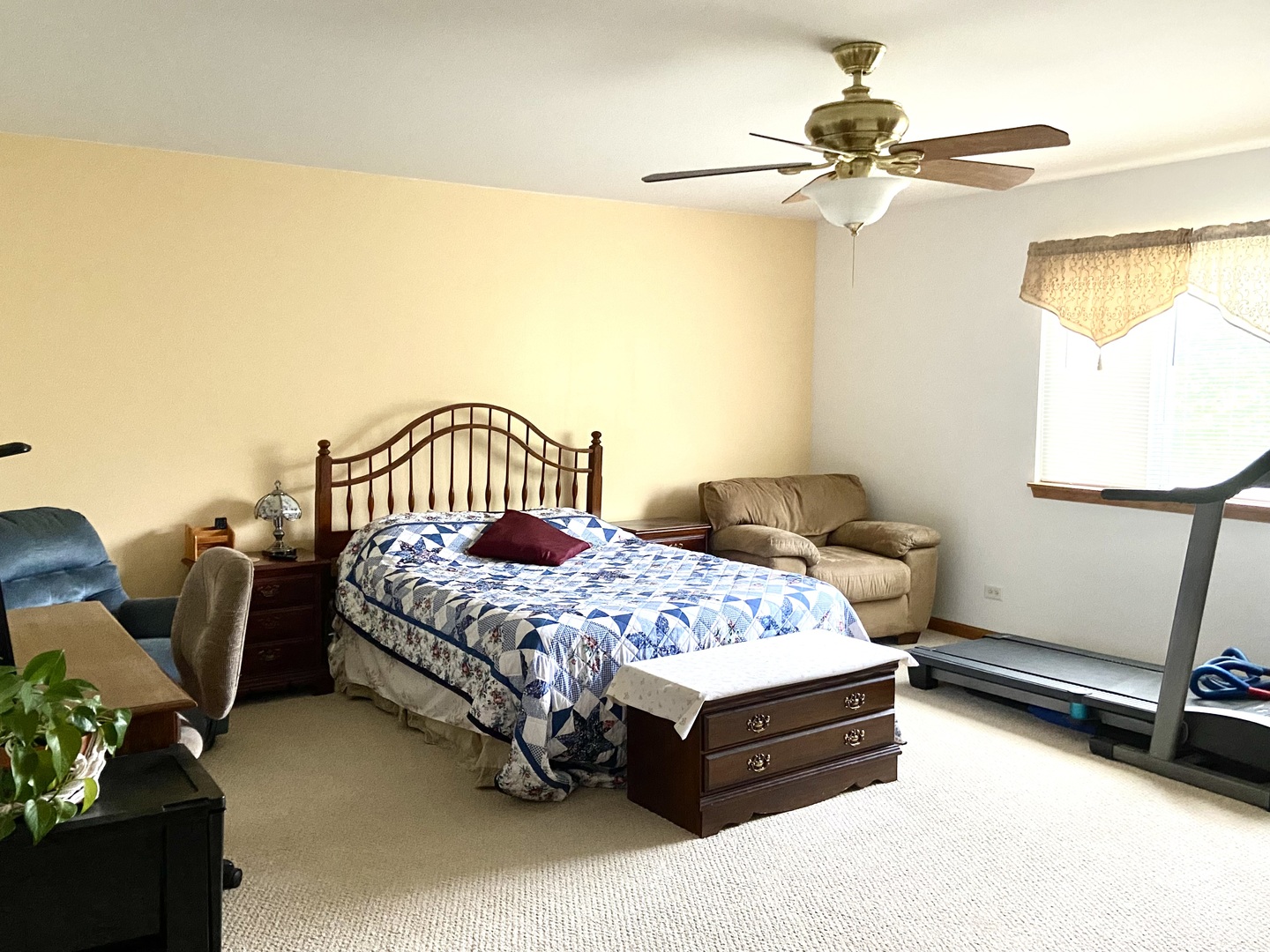 1056 Deertrail Court Antioch IL 60002