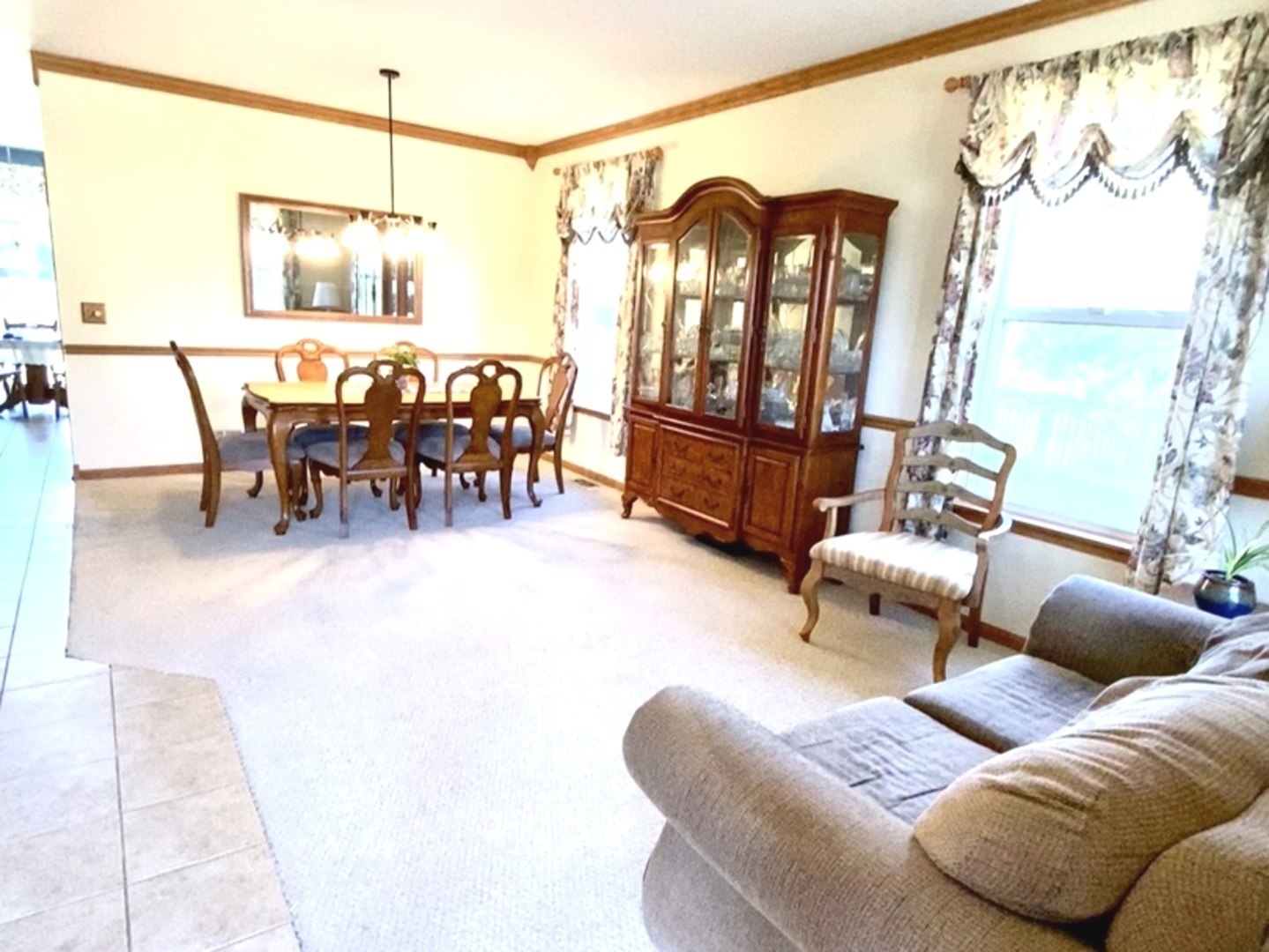 1056 Deertrail Court Antioch IL 60002