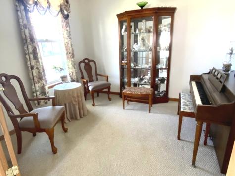 1056 Deertrail Court Antioch IL 60002