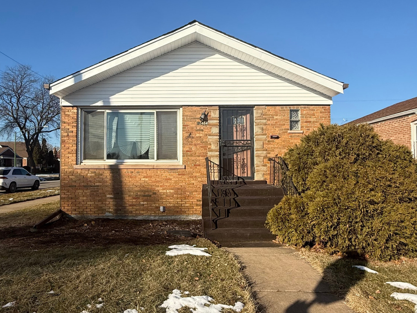 12484 South Michigan Avenue Chicago IL 60628