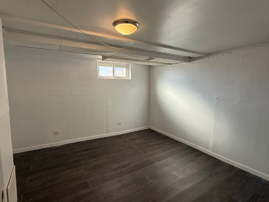 12484 South Michigan Avenue Chicago IL 60628