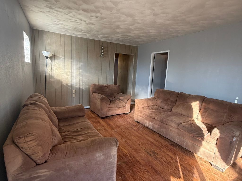 12484 South Michigan Avenue Chicago IL 60628