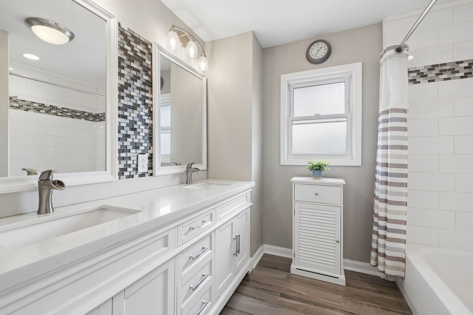 809 East Division Street Lockport IL 60441