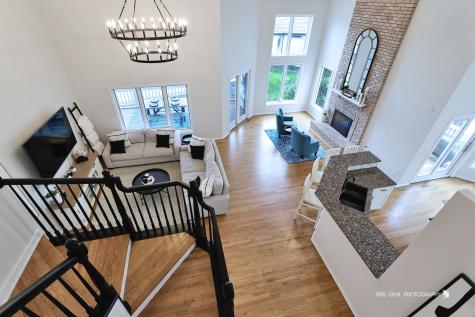 21827 West Riviera Court Mundelein IL 60060