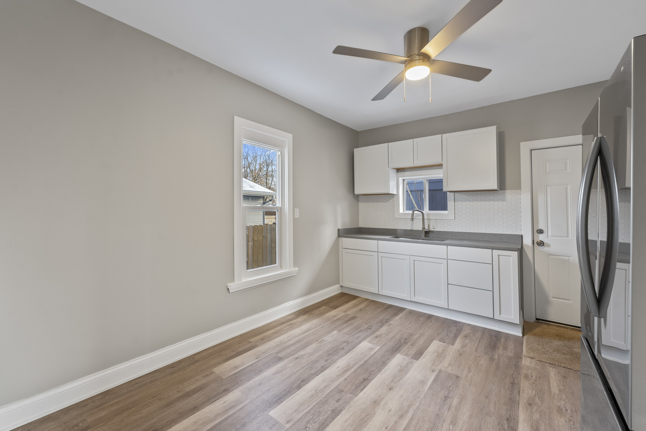 418 West Illinois Avenue Aurora IL 60506