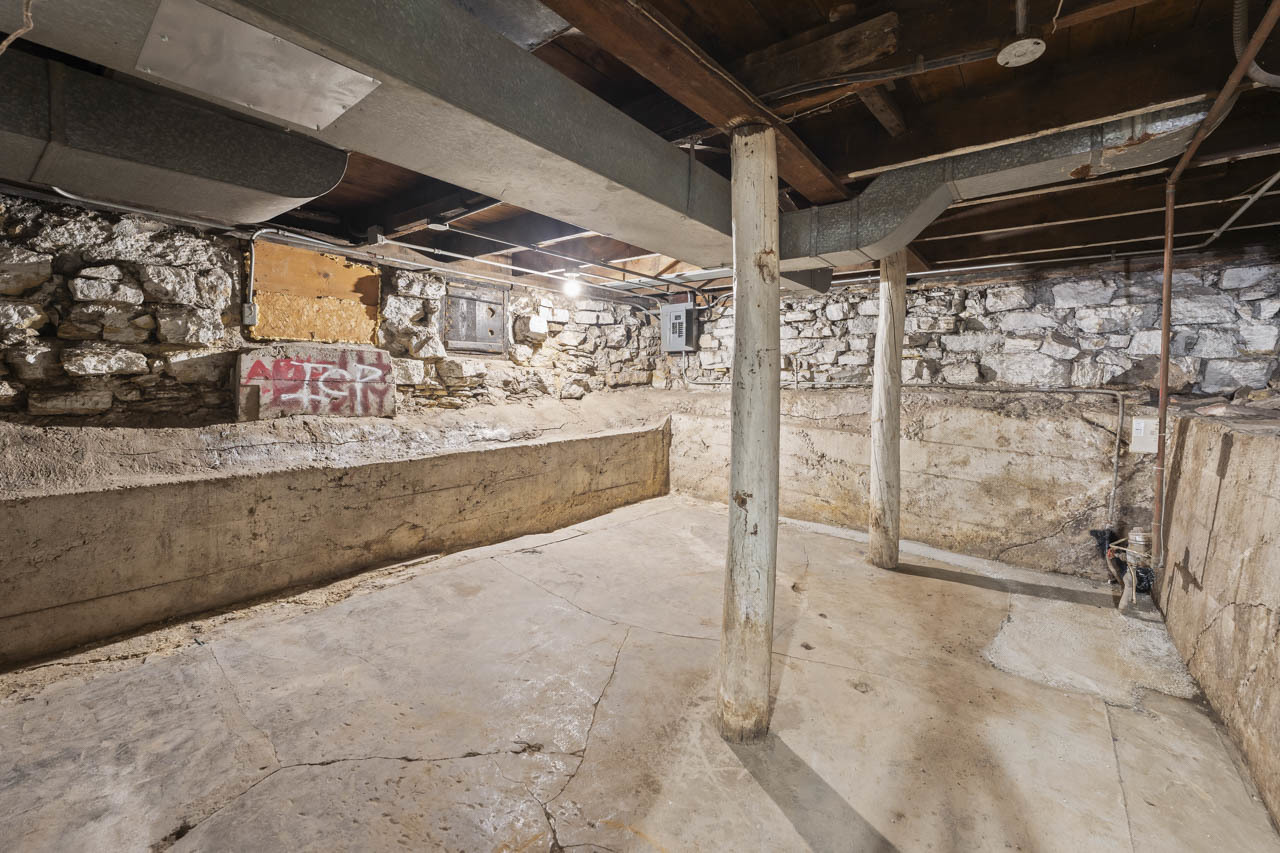 418 West Illinois Avenue Aurora IL 60506