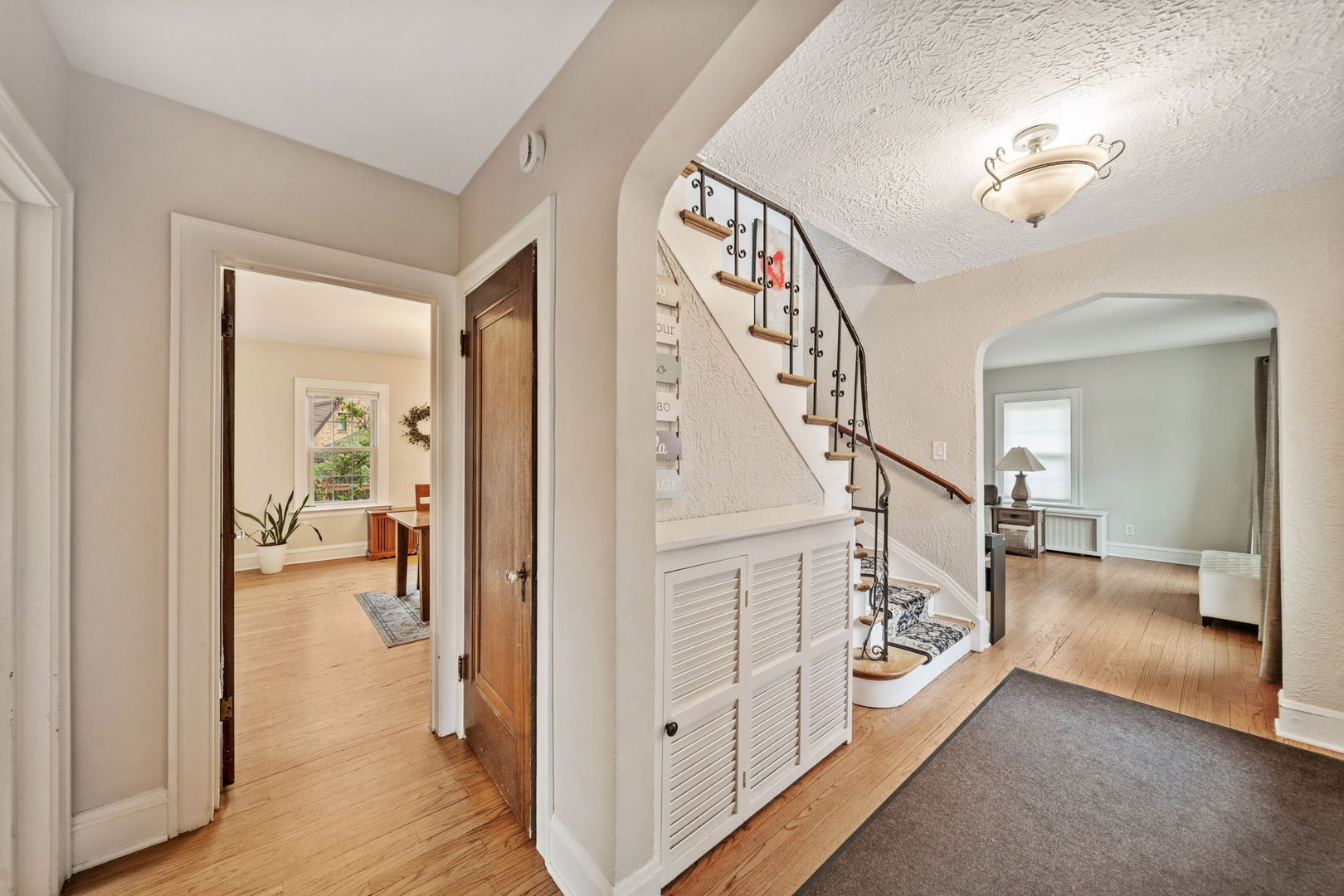 397 South Holly Avenue Elmhurst IL 60126