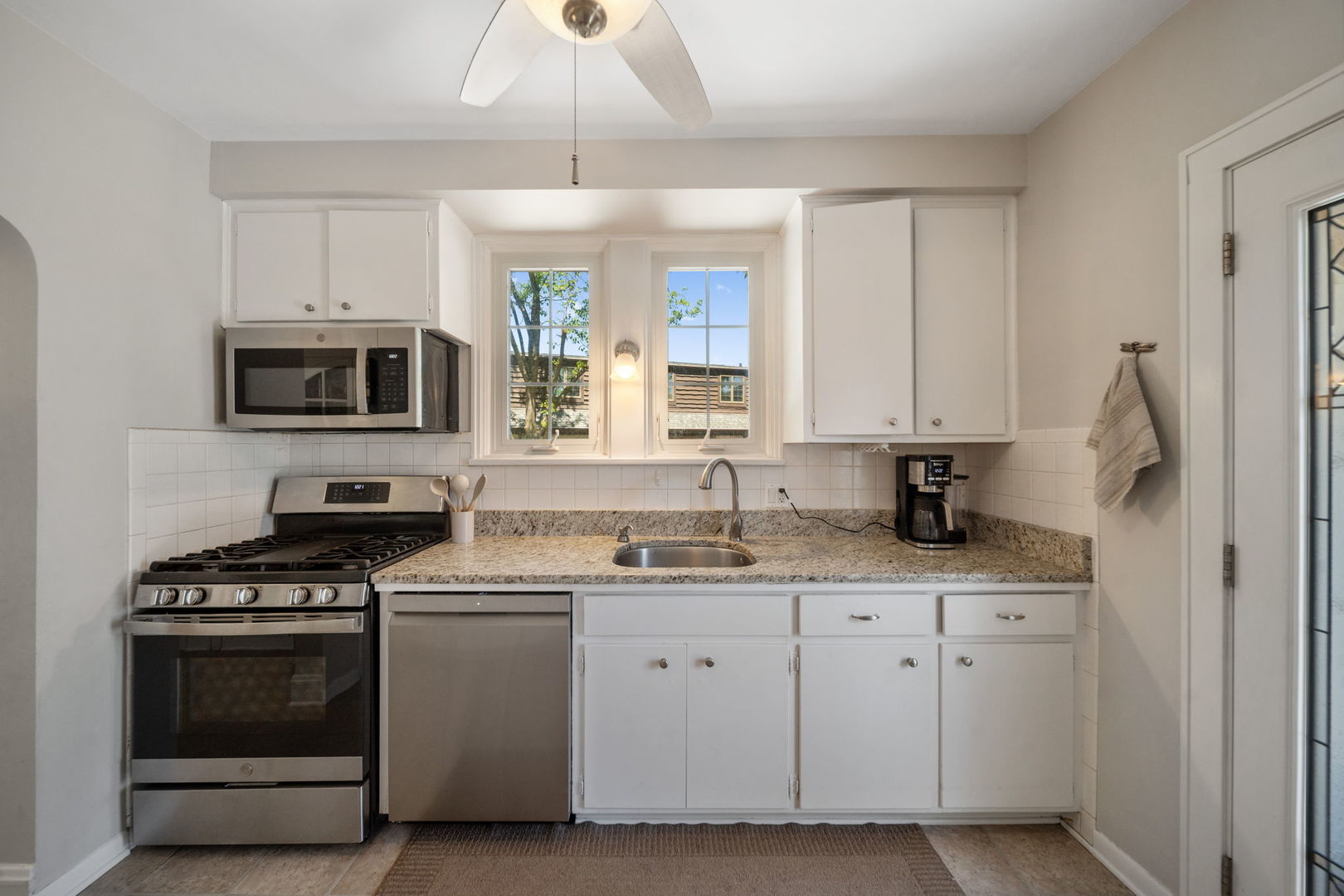 397 South Holly Avenue Elmhurst IL 60126