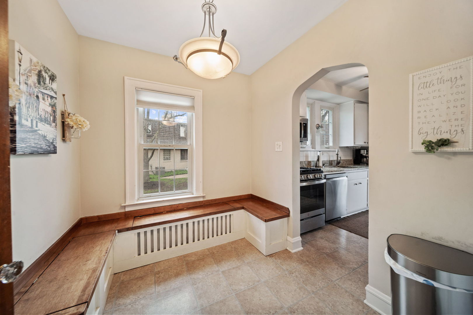 397 South Holly Avenue Elmhurst IL 60126