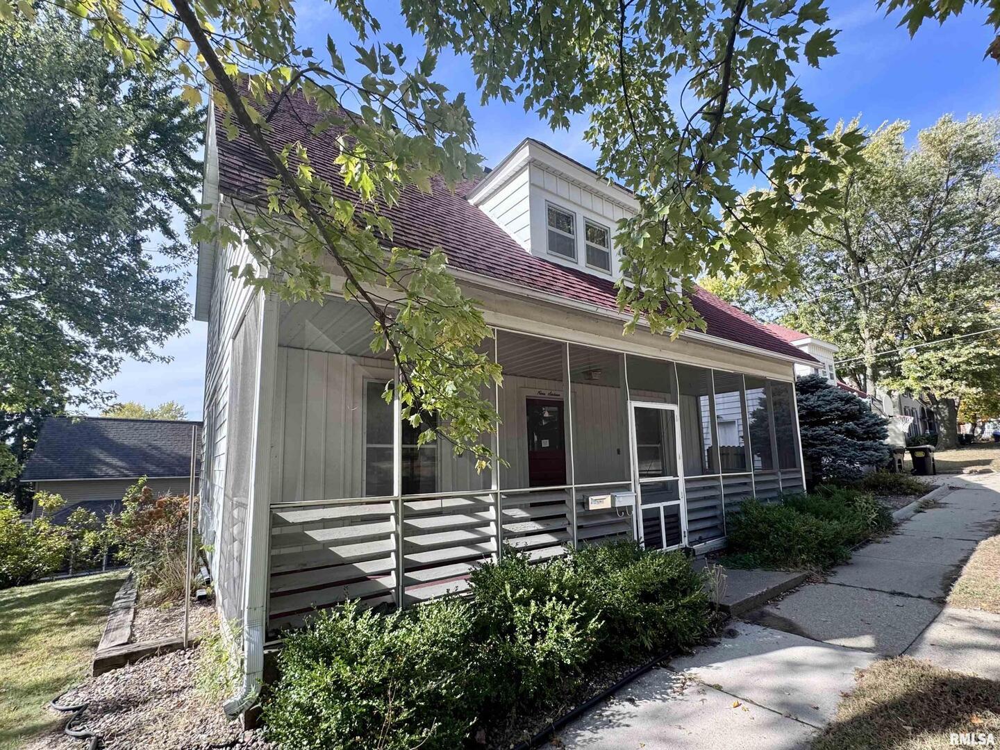 916 7TH Street Fulton IL 61252