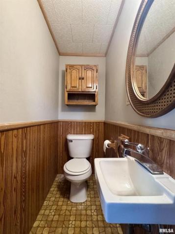 916 7TH Street Fulton IL 61252