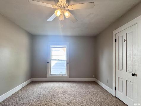916 7TH Street Fulton IL 61252