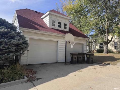 916 7TH Street Fulton IL 61252