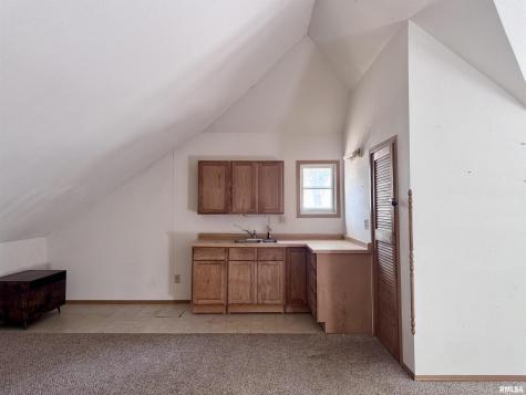 916 7TH Street Fulton IL 61252