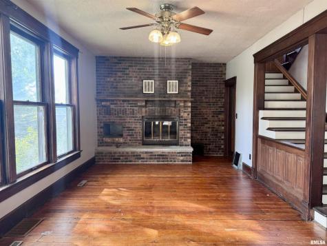916 7TH Street Fulton IL 61252