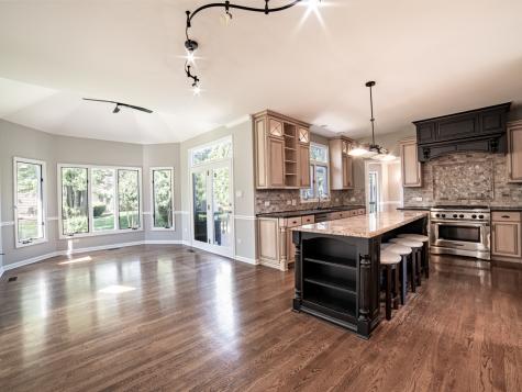 1837 Auburn Avenue Naperville IL 60565