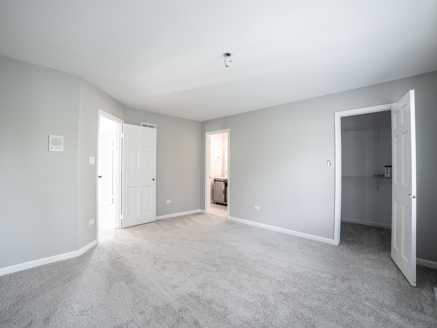 1837 Auburn Avenue Naperville IL 60565
