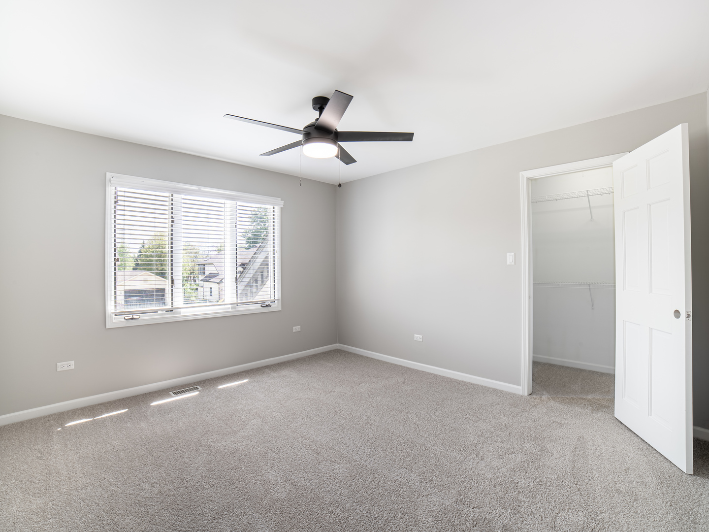 1837 Auburn Avenue Naperville IL 60565