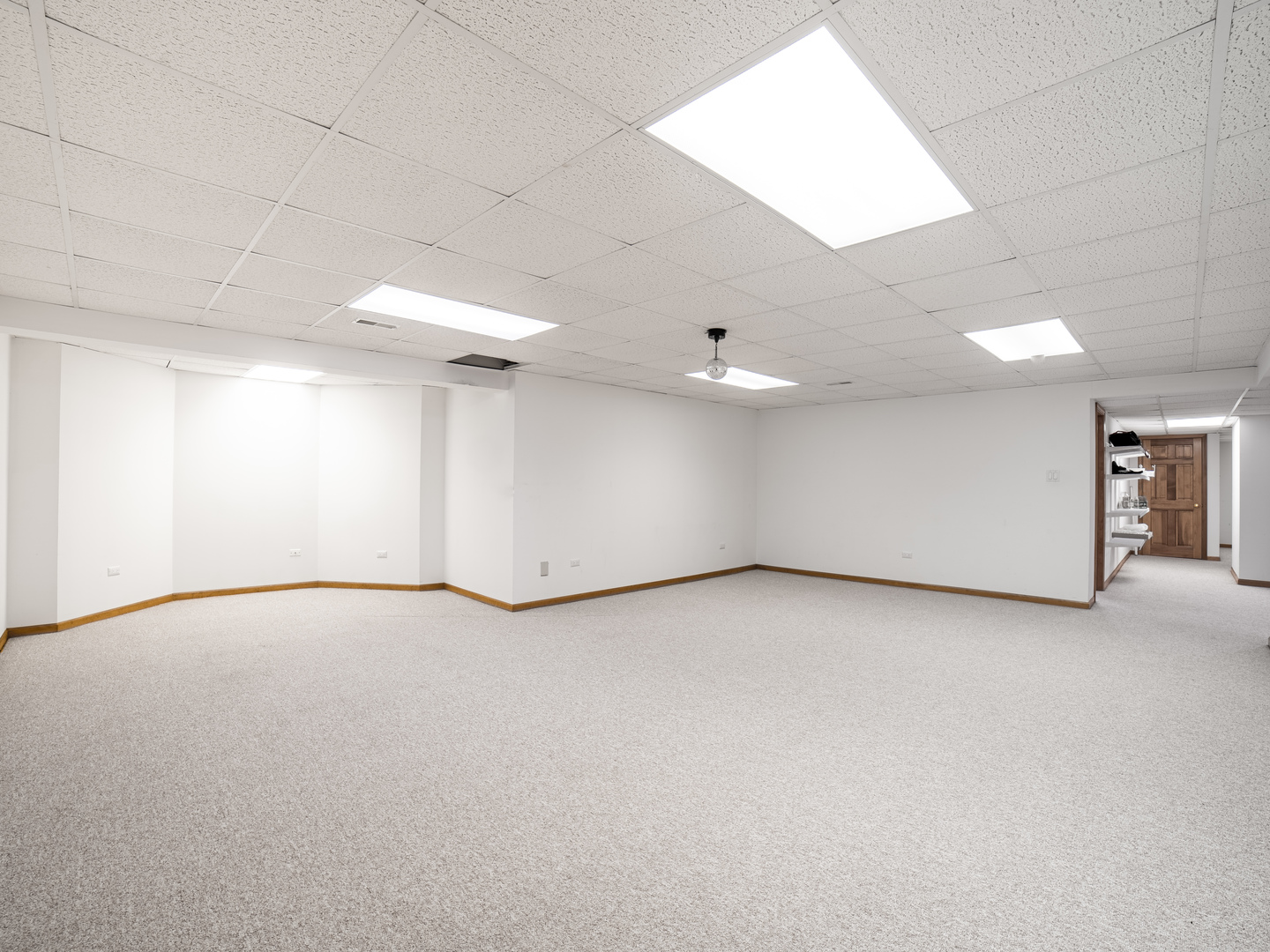 1837 Auburn Avenue Naperville IL 60565