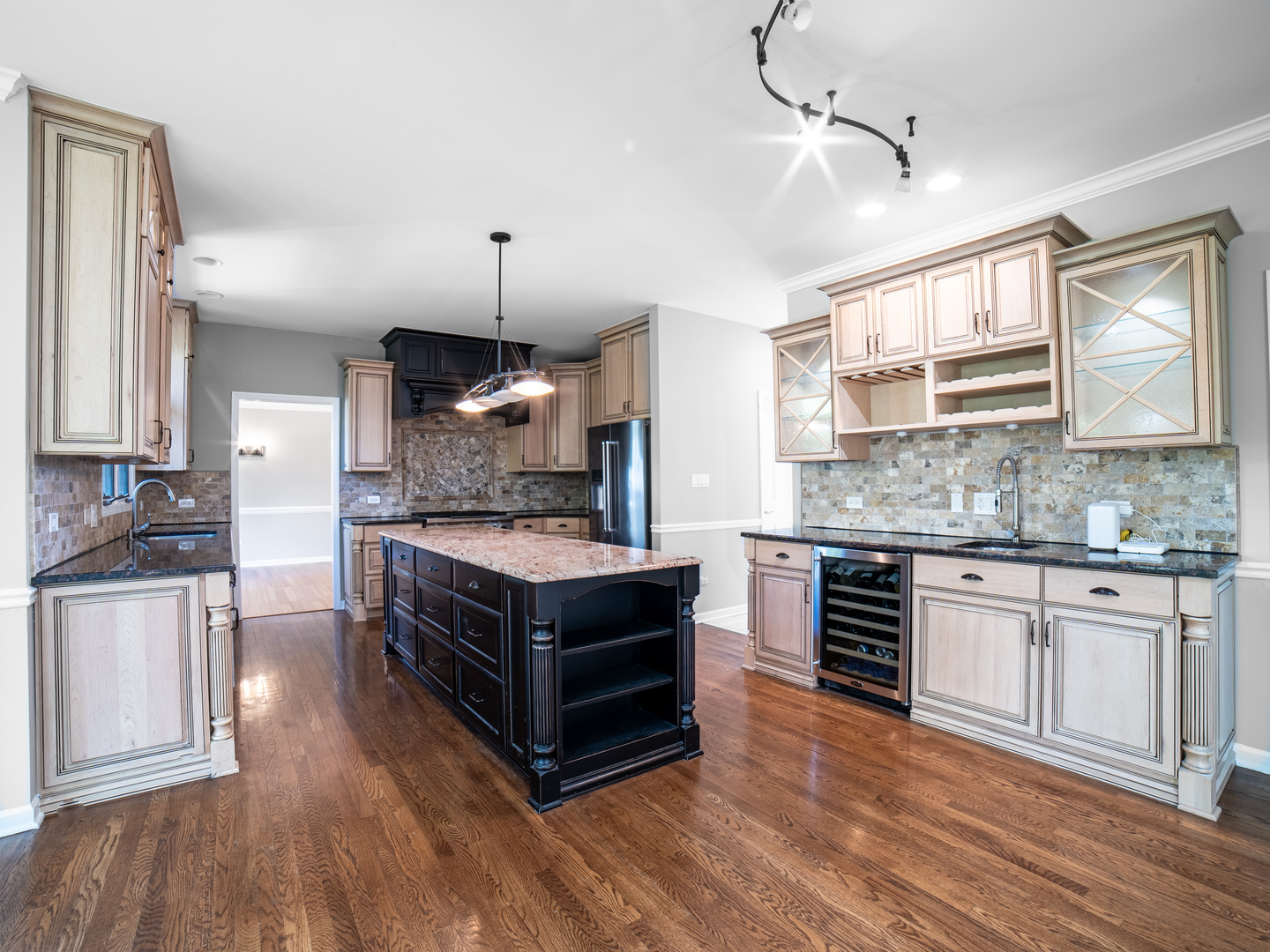 1837 Auburn Avenue Naperville IL 60565