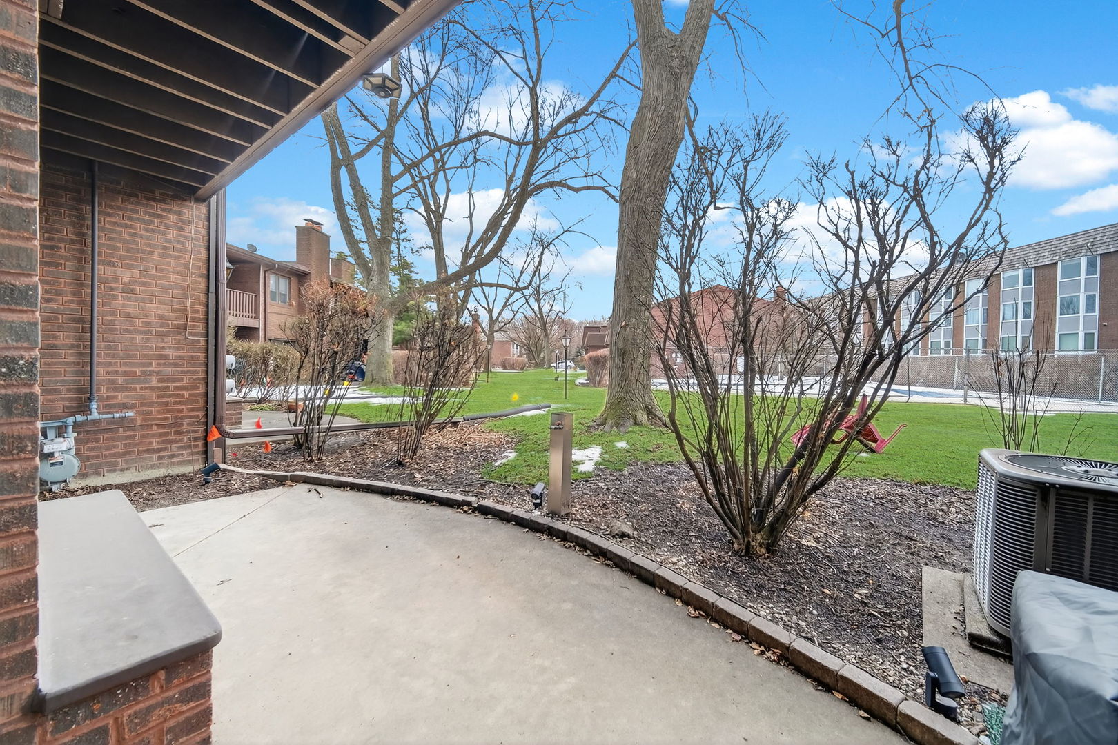 408 South Dee Road Park Ridge IL 60068