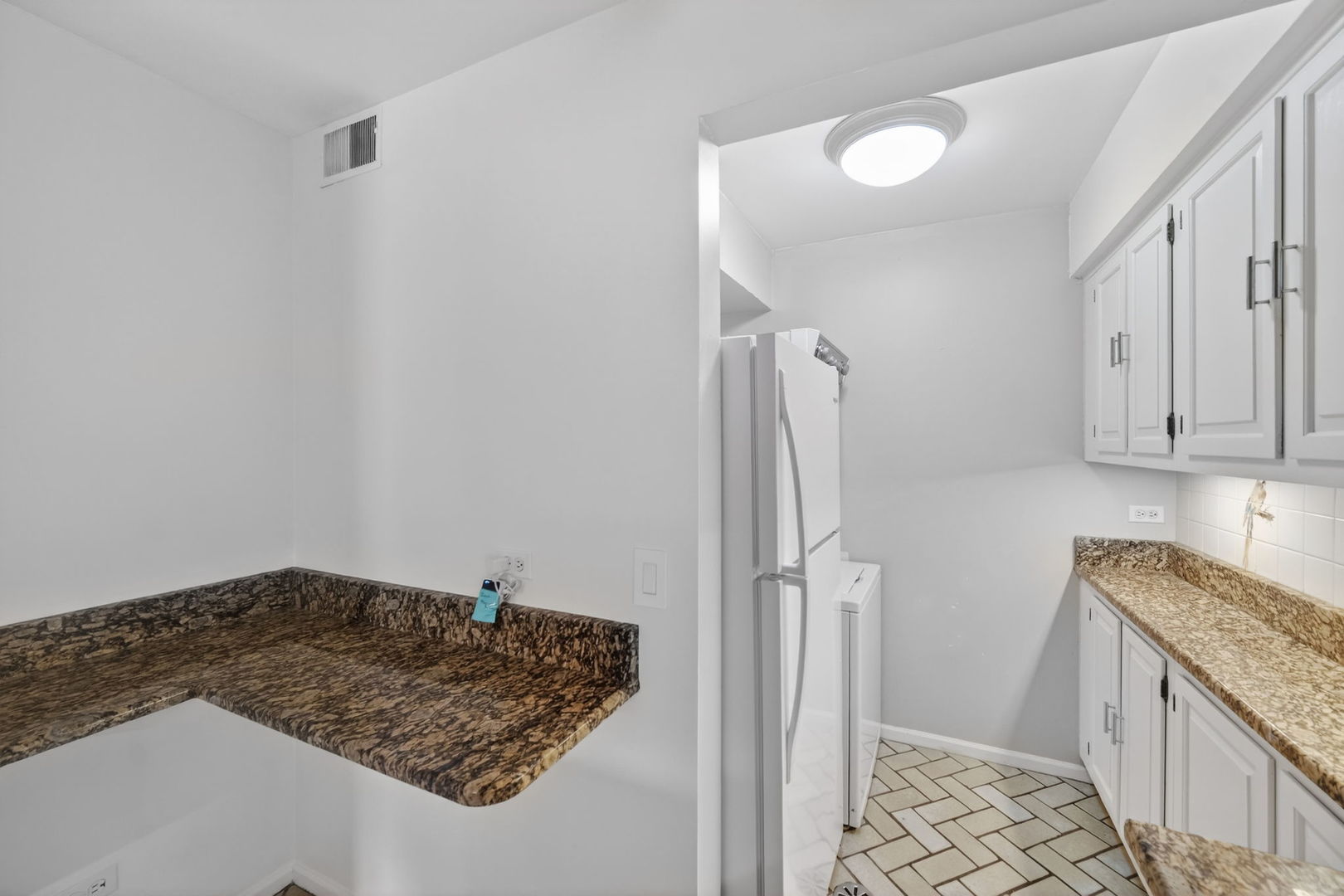 408 South Dee Road Park Ridge IL 60068