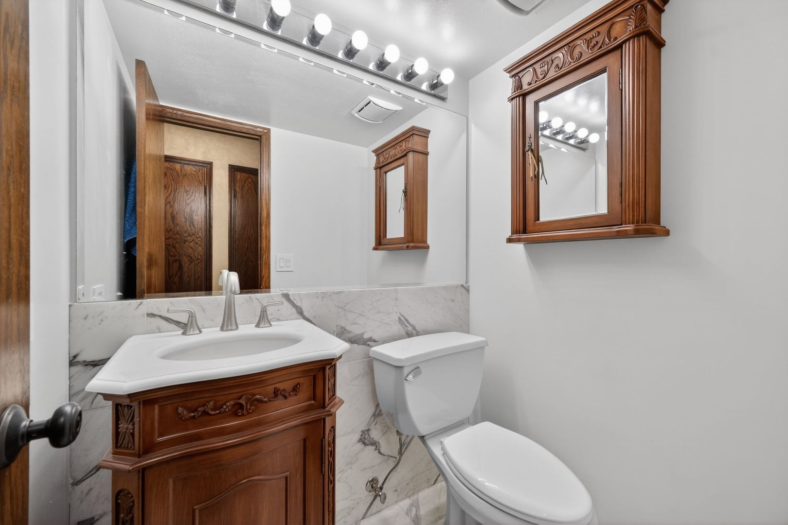 408 South Dee Road Park Ridge IL 60068