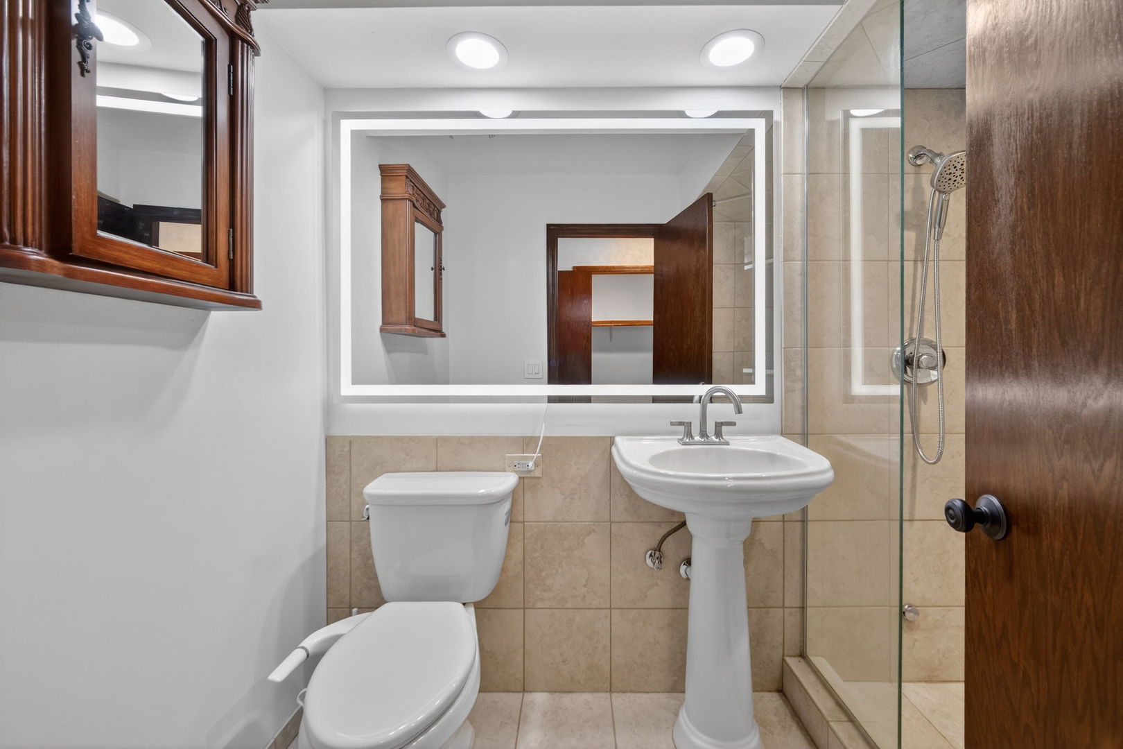 408 South Dee Road Park Ridge IL 60068