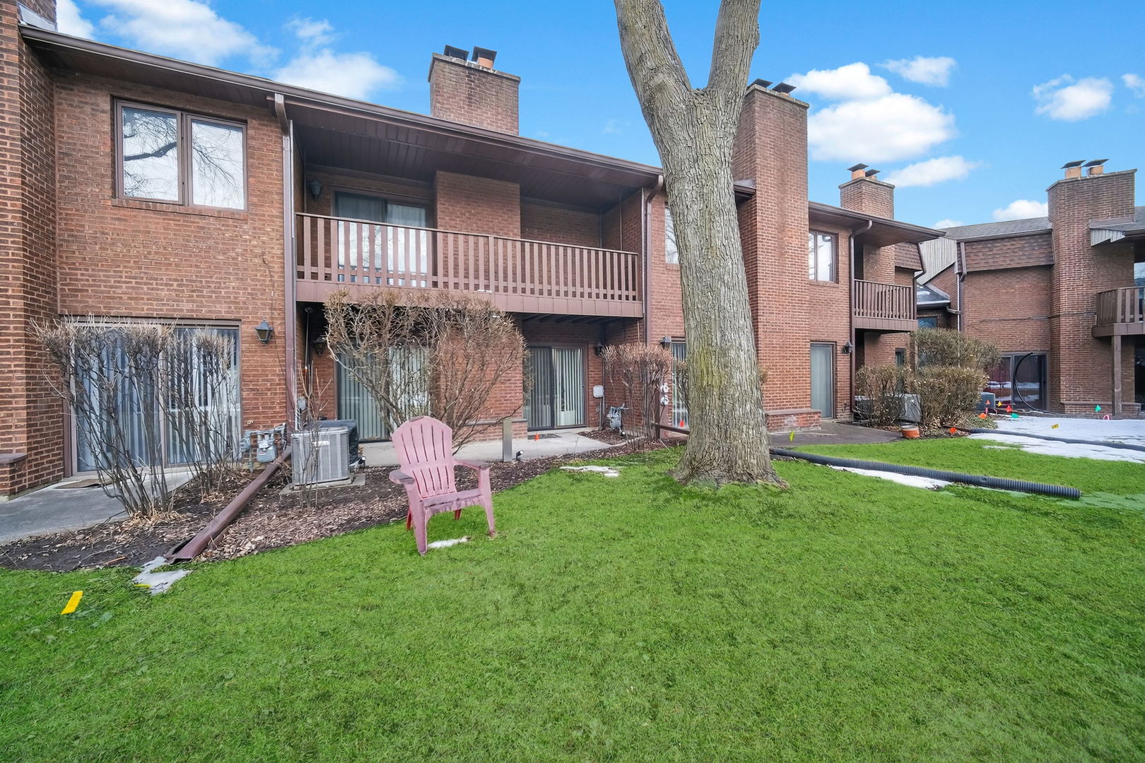 408 South Dee Road Park Ridge IL 60068