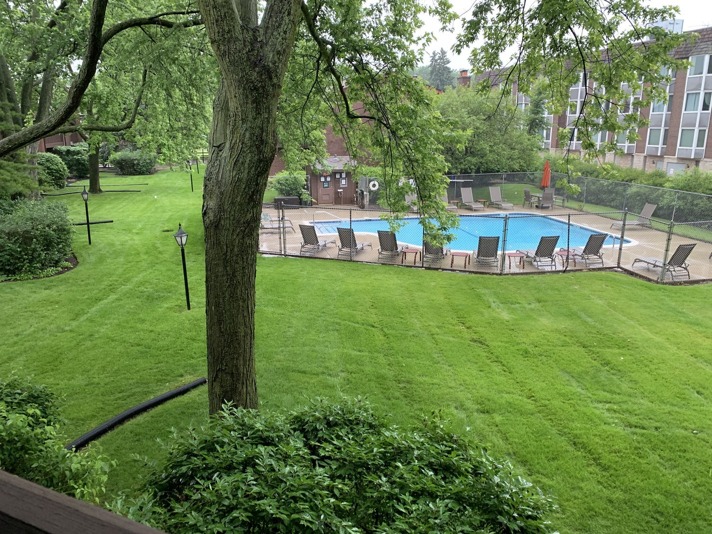 408 South Dee Road Park Ridge IL 60068