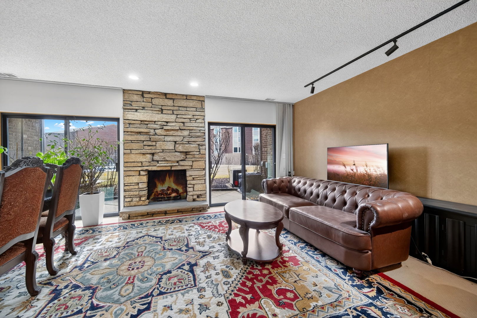 408 South Dee Road Park Ridge IL 60068